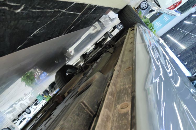 魏牌 VV7 2017款 2.0T 豪华型局部细节9002