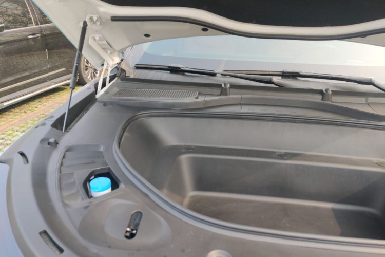 小鹏G9 2024款 570 Max局部细节9006