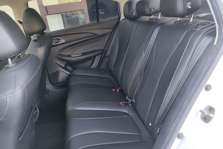 荣威i5 2019款 1.5L 手动4G互联朗豪版中控内饰21