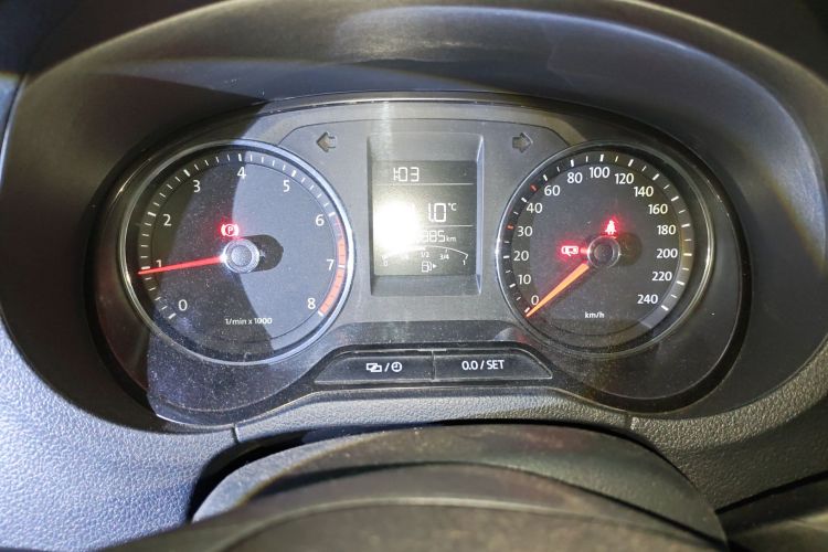 大众 Polo 2014款 1.6L 手动舒适版中控内饰14