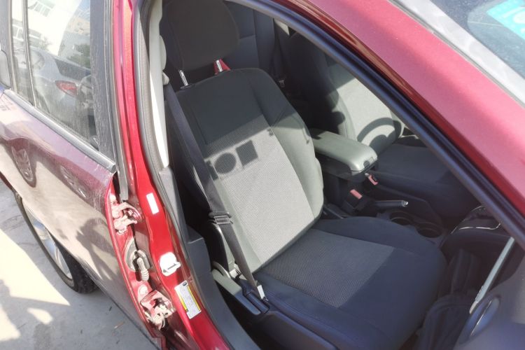 Jeep 指南者(进口) 2014款 改款 2.0L 两驱进取版局部细节41