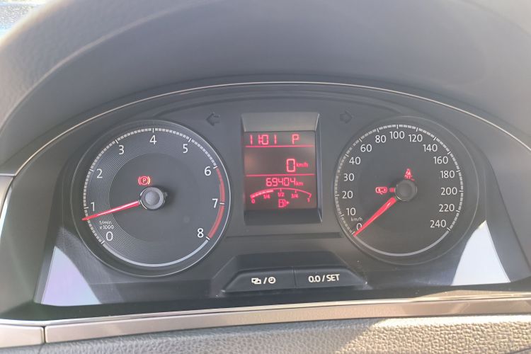 大众 桑塔纳 2016款 1.6L 自动舒适版中控内饰14