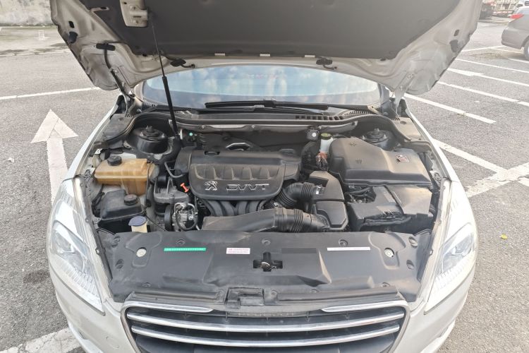 标致508 2013款 2.0L 两周年纪念 自动天窗经典版局部细节24