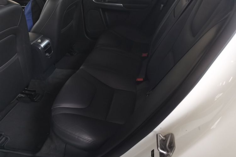 沃尔沃S60 2017款 S60L T4 智远版中控内饰21