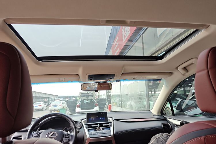 雷克萨斯NX 2015款 200t 全驱 锋尚版中控内饰22