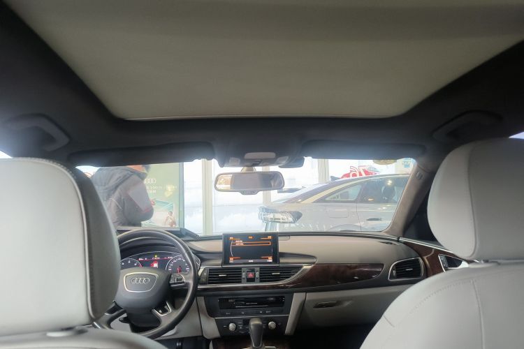 奥迪A6L 2016款 30 FSI 舒适型局部细节22