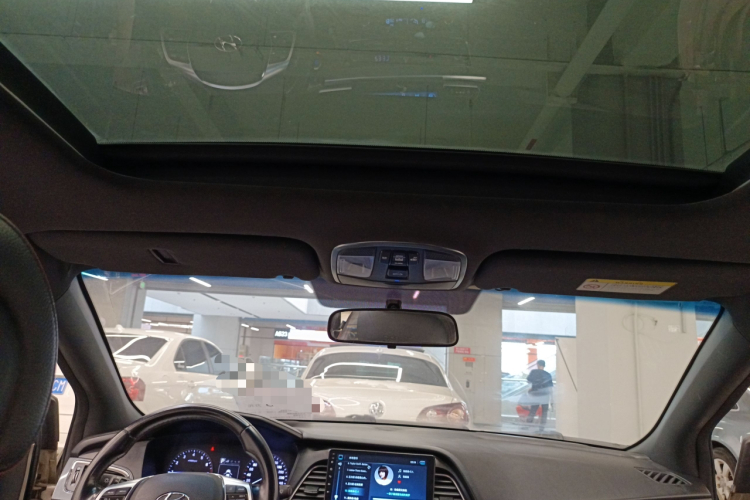 现代 索纳塔 2015款 1.6T GLS智能型局部细节22