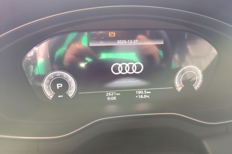 奥迪Q5L 2025款 40 TFSI 豪华动感型中控内饰14