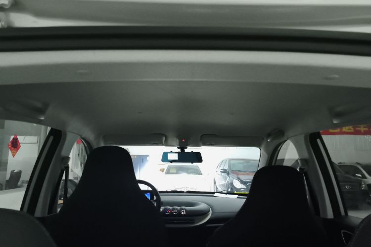 五菱汽车 五菱缤果 2024款 203km 轻享款局部细节22