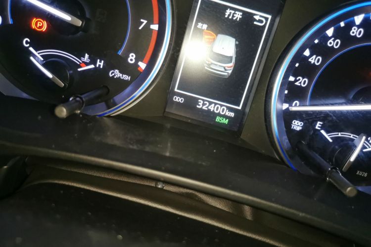 丰田 汉兰达 2018款 2.0T 四驱至尊版 7座 国VI中控内饰15