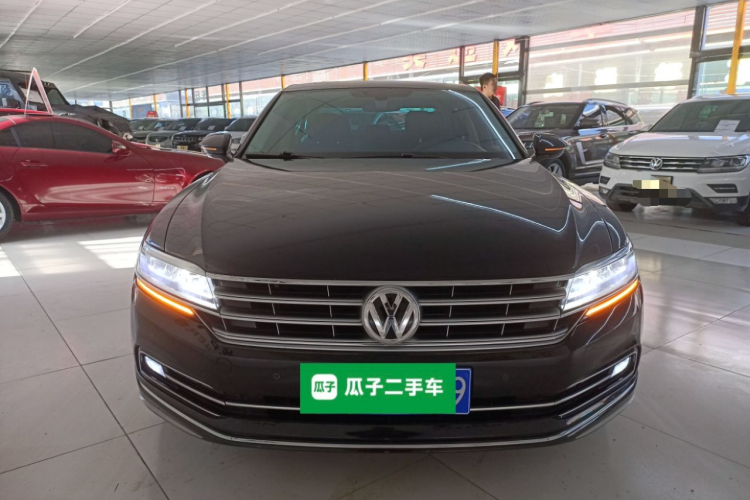 大众 辉昂 2018款 改款 380TSI 两驱商务版车身外观2