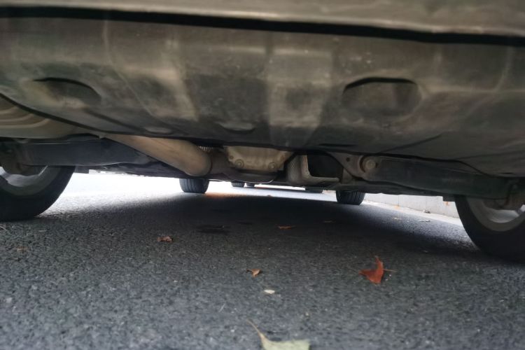 奔驰C级 2020款 改款 C 260 L 运动版局部细节9009