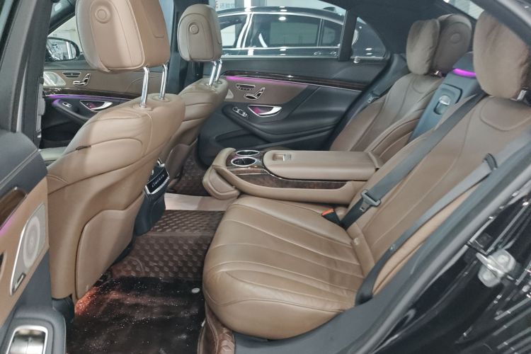 奔驰S级 2019款 S 350 L 尊贵型中控内饰21