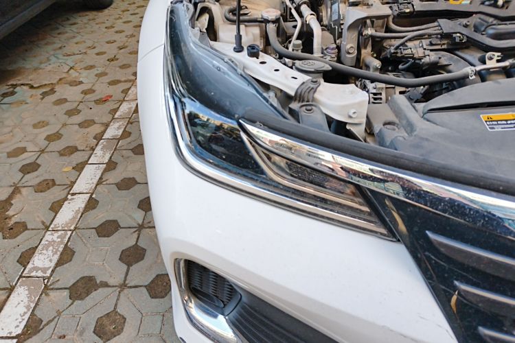 丰田 亚洲狮 2021款 2.0L 进取版车身外观8