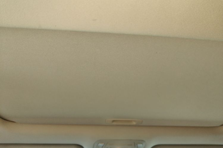 丰田 皇冠 2015款 2.0T 时尚版局部细节22