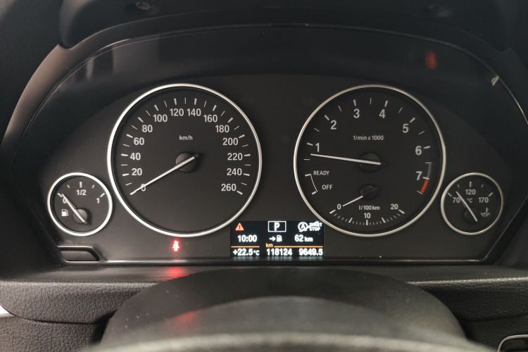 宝马3系 2017款 320Li 时尚型中控内饰14