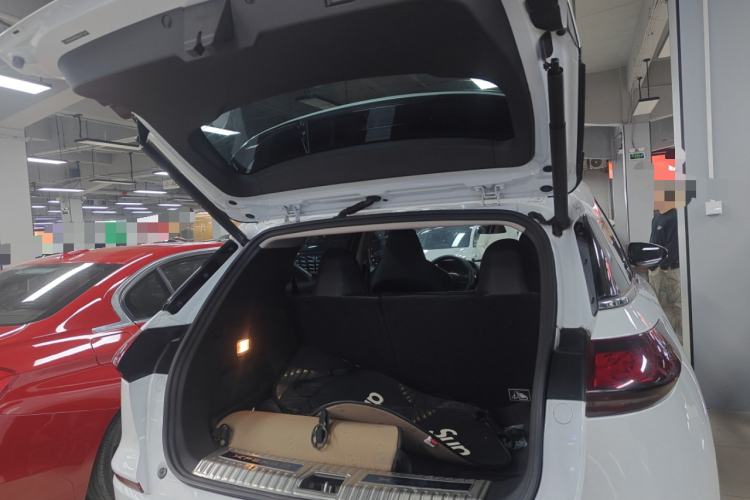 小鹏G3 2021款 G3i 460G机舱底盘23