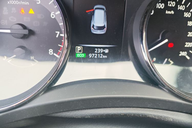 日产 奇骏 2019款 2.0L CVT舒适版 2WD中控内饰15