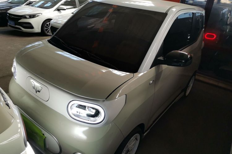 五菱汽车 宏光MINIEV 2024款 第三代 215km 青春版车身外观1