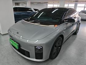 理想汽车 理想i6 2025款 两驱标准型