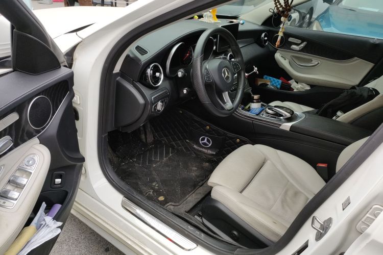 奔驰C级 2016款 C 200 L 运动型中控内饰7003