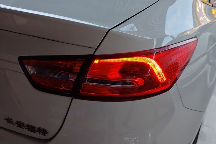 福特 福睿斯 2015款 1.5L 手动舒适型车身外观6006