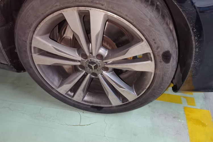 奔驰S级 2019款 S 350 L 豪华型 臻藏版车身外观10