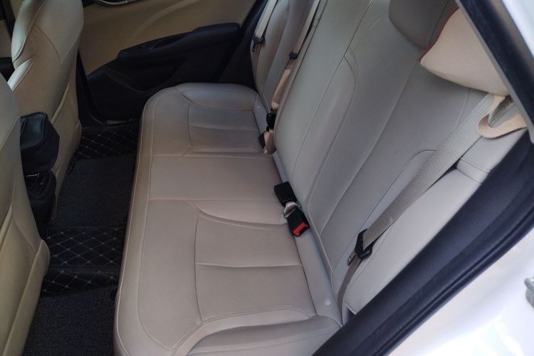 别克 英朗 2018款 15T 双离合精英型 国V中控内饰21