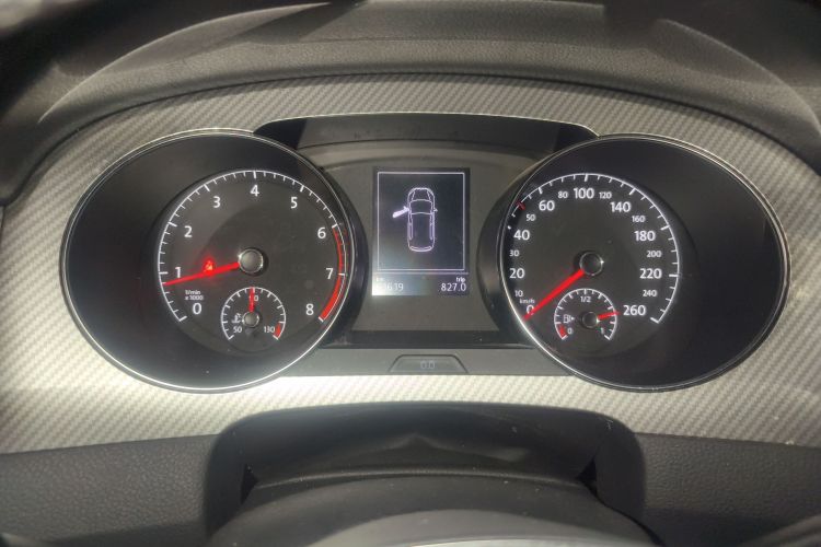 大众 高尔夫·嘉旅 2019款 280TSI 自动好奇型 国V中控内饰14