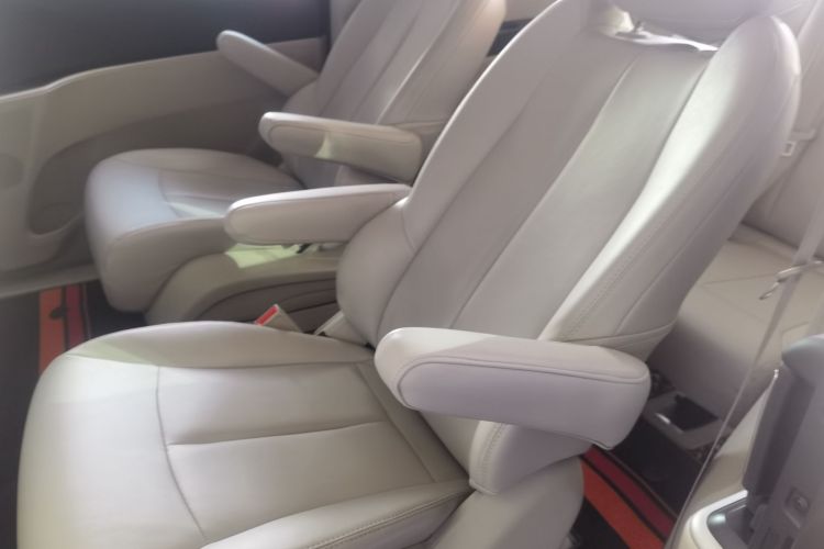 别克GL8 2023款 陆上公务舱 智享型中控内饰21