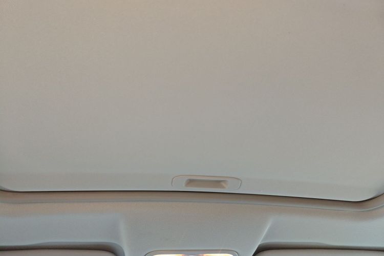 蓝电E5 2023款 1.5L DE-i 100KM畅享型 7座局部细节22