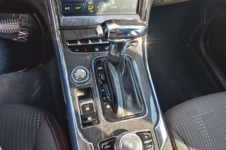 猎豹汽车 猎豹CS9 2017款 1.5L CVT风尚型局部细节18