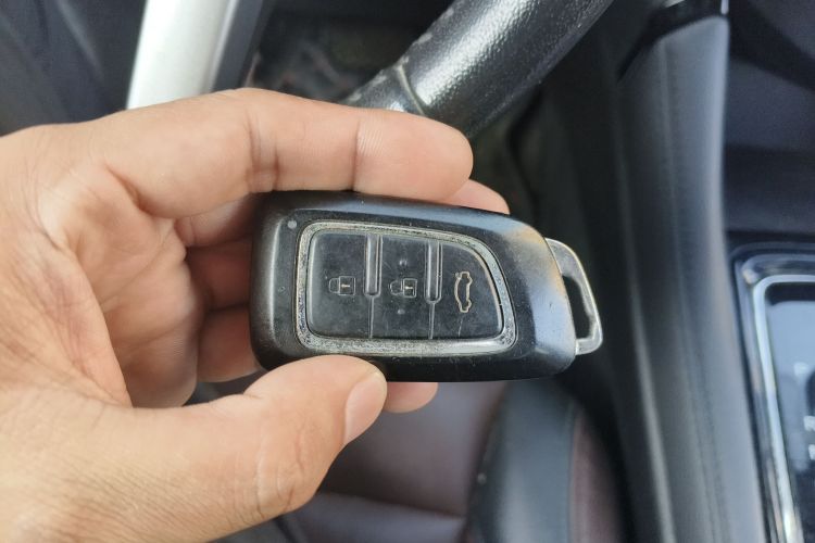 东风风神AX7 2018款 经典 1.6T 自动豪华型中控内饰7001