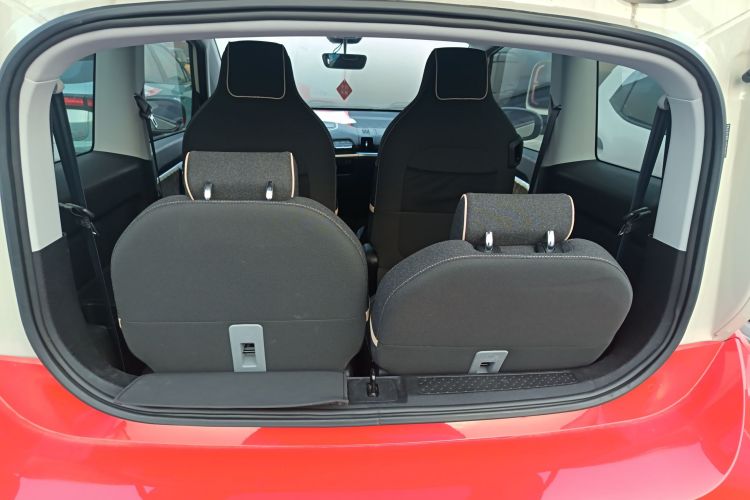 宝骏KiWi EV 2021款 设计师 三元锂机舱底盘23