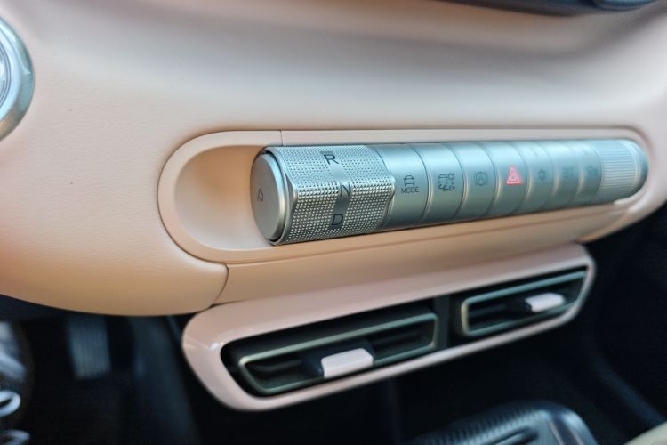 比亚迪 海鸥 2025款 305km 自由版中控内饰18