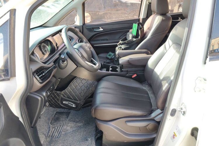 广汽传祺 传祺M6 2019款 270T 自动豪华版（六座）国V局部细节19