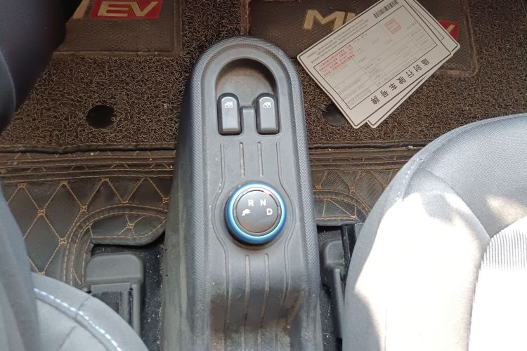 五菱汽车 宏光MINIEV 2020款 自在款 磷酸铁锂中控内饰18