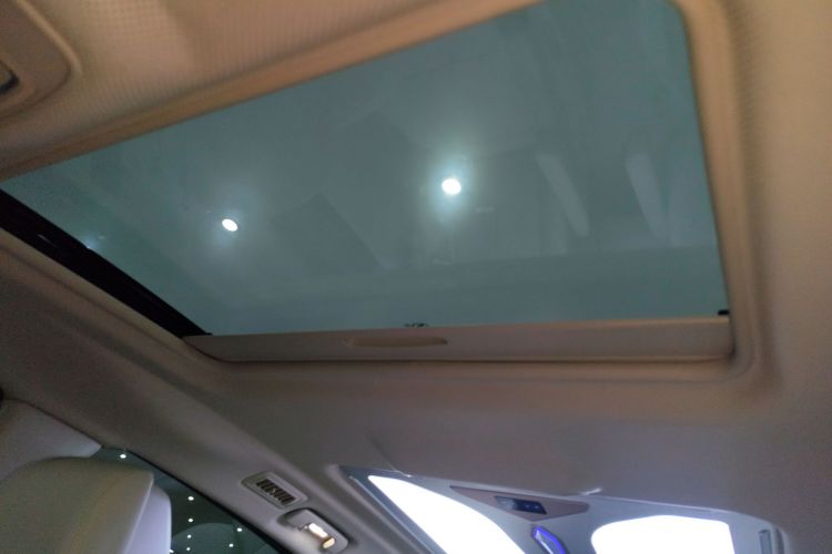 别克GL8 2023款 ES陆尊 尊享型中控内饰22