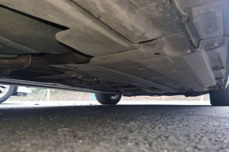 奥迪A6L 2011款 2.8 FSI 豪华型局部细节9002