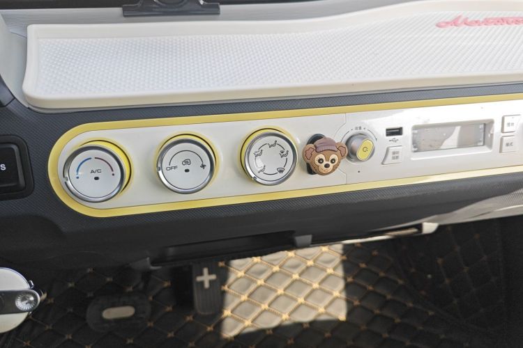 五菱汽车 宏光MINIEV 2022款 马卡龙时尚款 磷酸铁锂中控内饰16