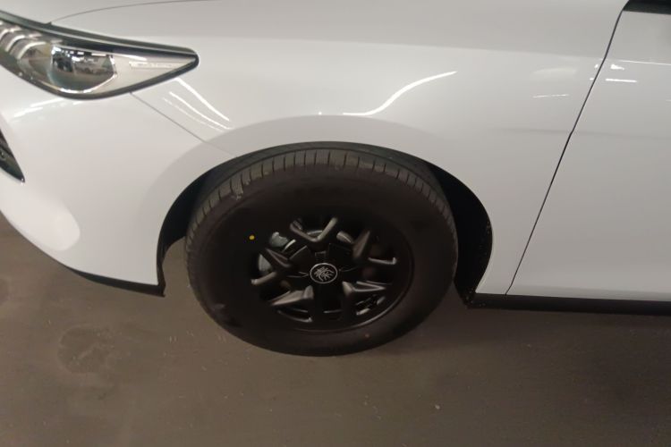 比亚迪 秦PLUS 2025款 DM-i 智驾版 128KM进取型车身外观6007