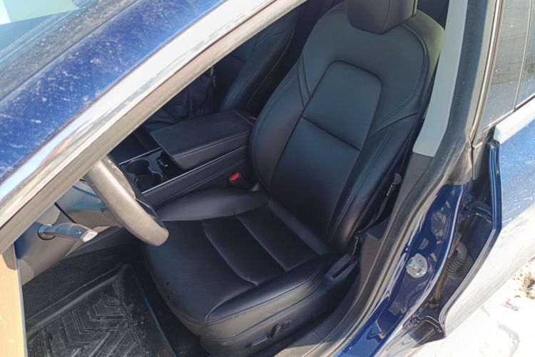 特斯拉 Model 3 2019款 标准续航后驱升级版局部细节19