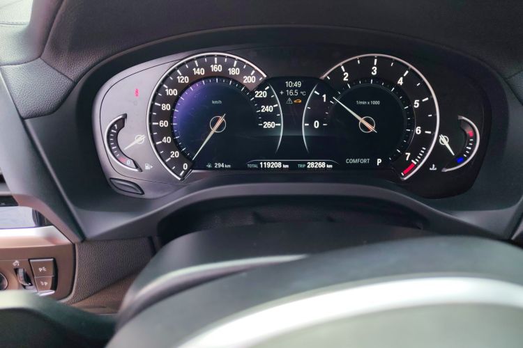 宝马X3 2019款 xDrive25i M运动套装中控内饰15