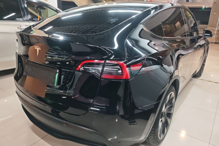 特斯拉 Model Y 2022款 改款 后轮驱动版车身外观6005