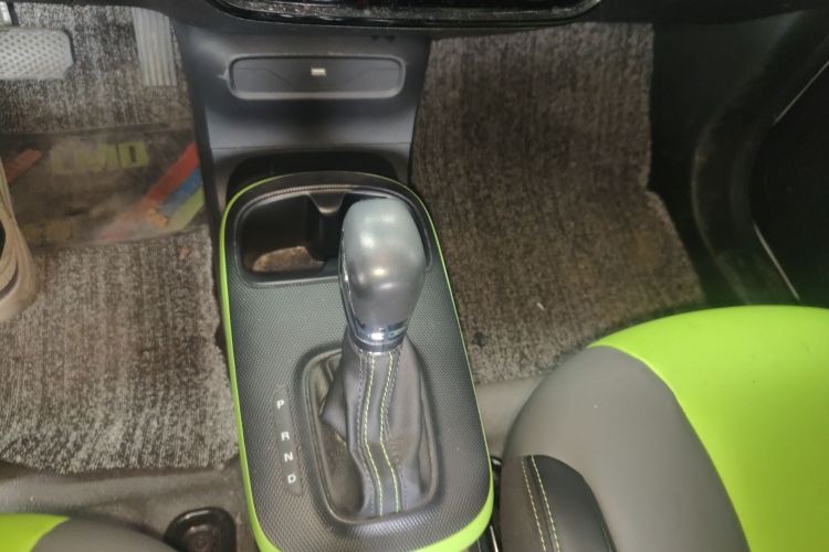 荣威 科莱威CLEVER 2021款 302km卓越版中控内饰18