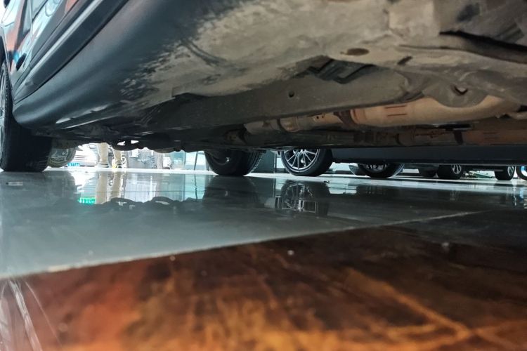 英菲尼迪QX50 2015款 2.5L 舒适版局部细节9001