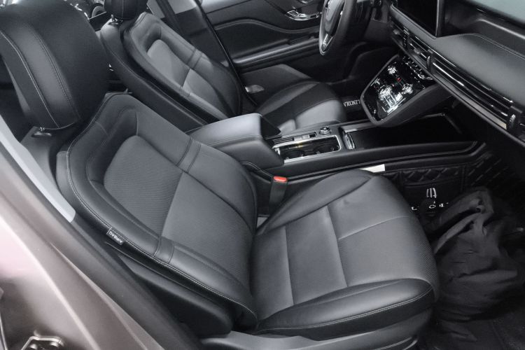 林肯 冒险家 2022款 改款 2.0T 两驱尊雅版局部细节41