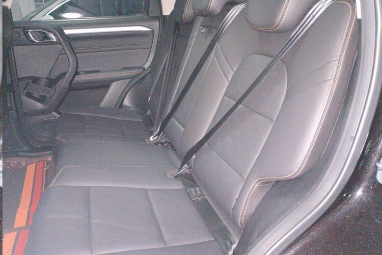 哈弗大狗 2021款 1.5T DCT两驱边牧-旺财版中控内饰21