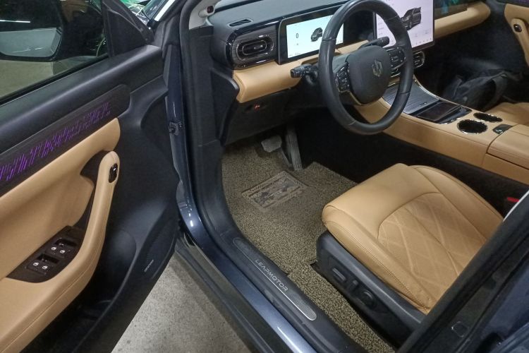 零跑汽车 零跑C11 2024款 纯电 580尊享版中控内饰7003