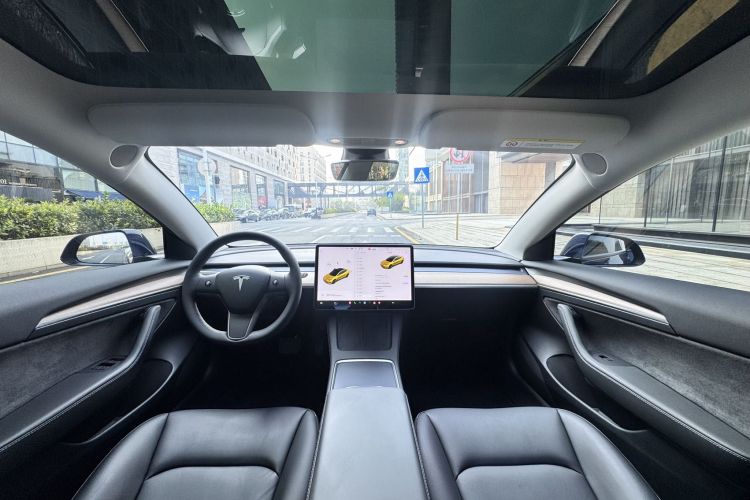 特斯拉 Model 3 2021款 标准续航后驱升级版中控内饰22
